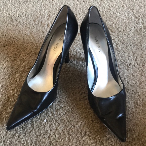 long pointed toe shoes